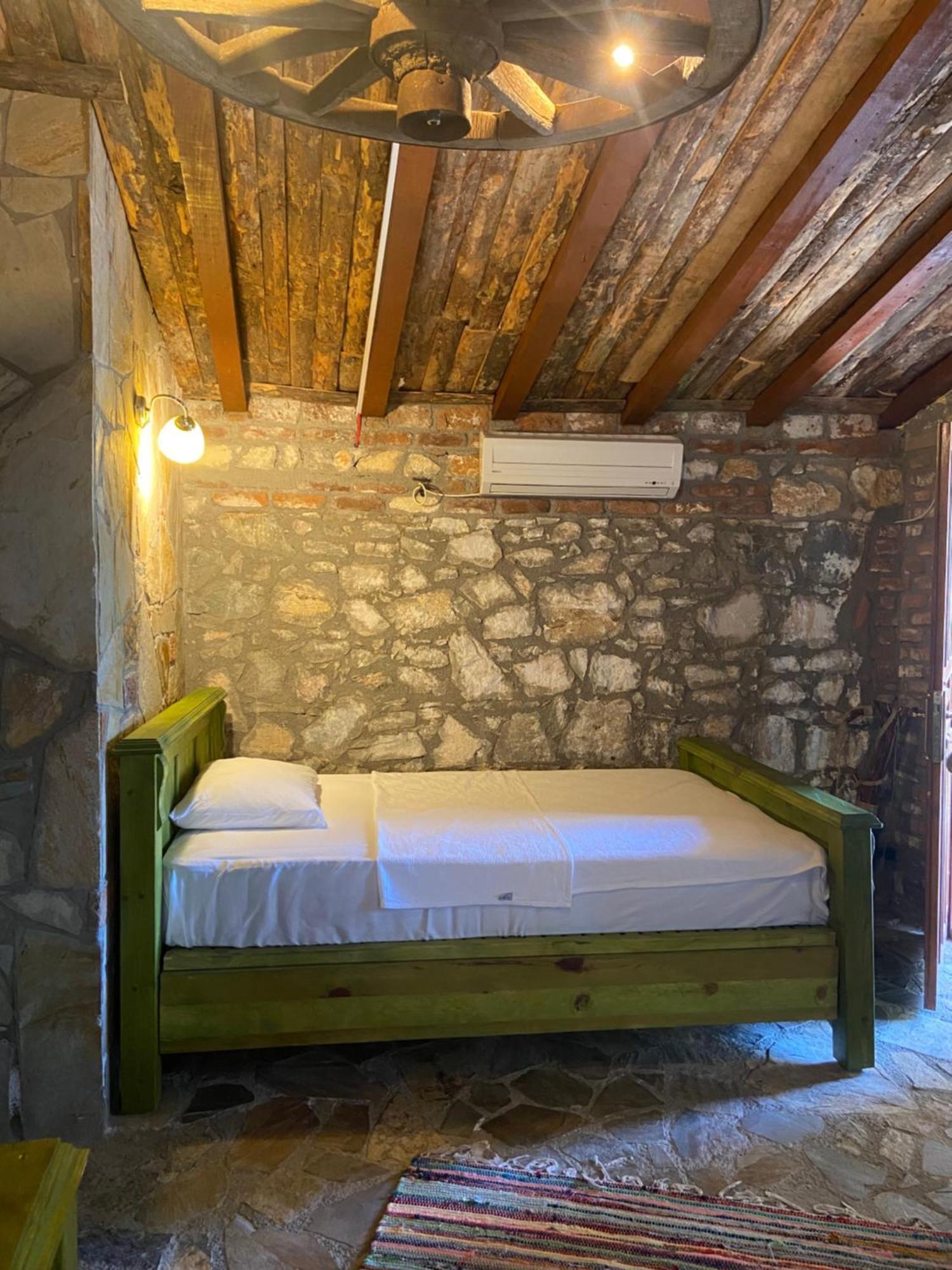 Pavelin Yeri Otel Edremit  Bagian luar foto