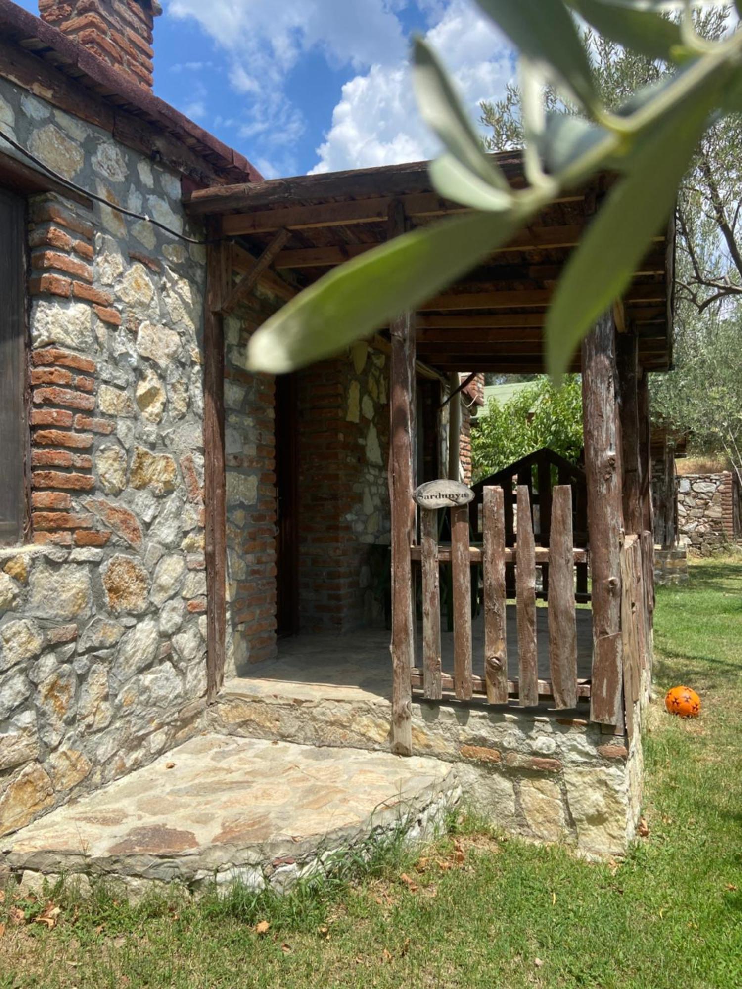 Pavelin Yeri Otel Edremit  Bagian luar foto