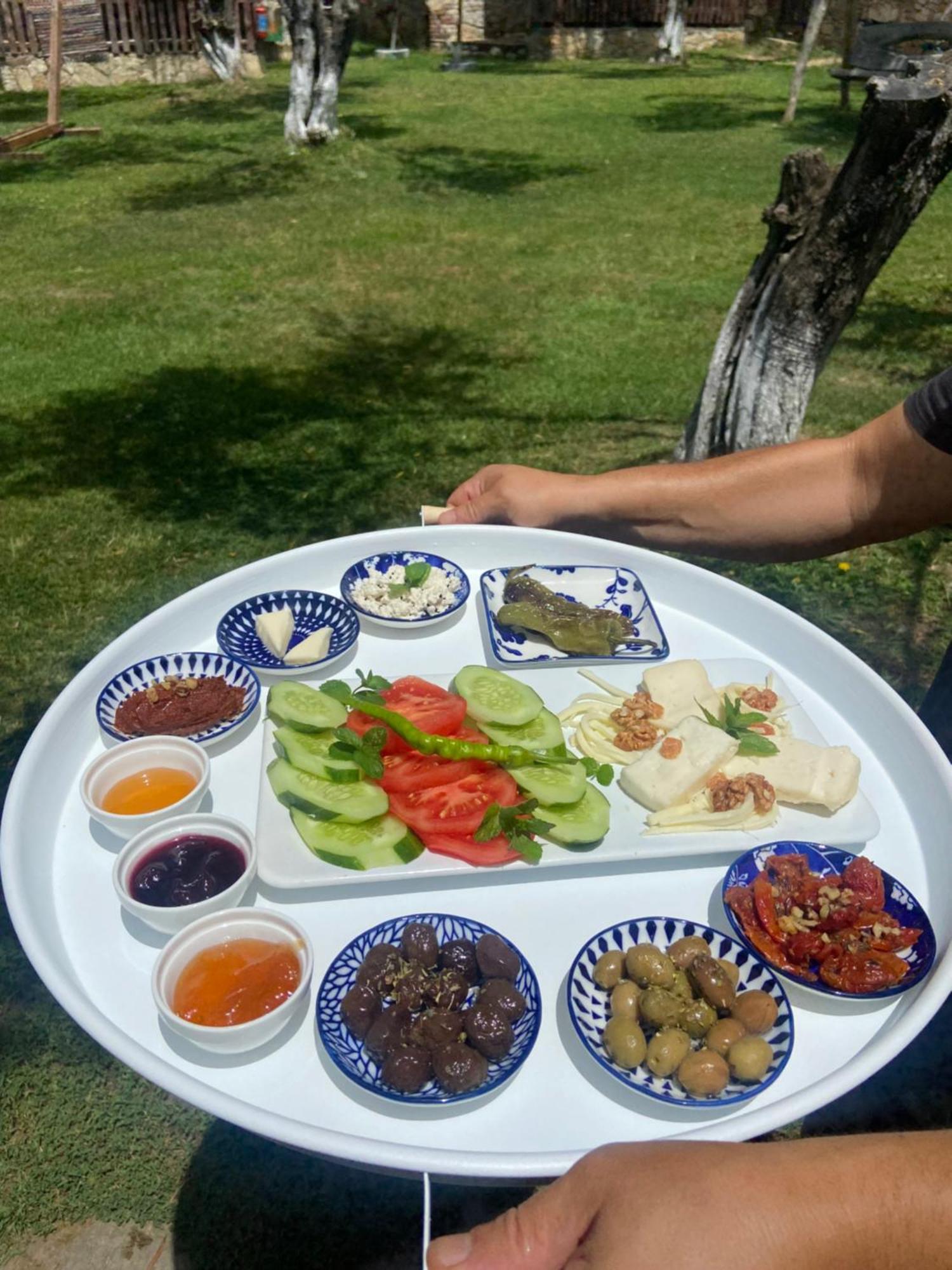Pavelin Yeri Otel Edremit  Bagian luar foto