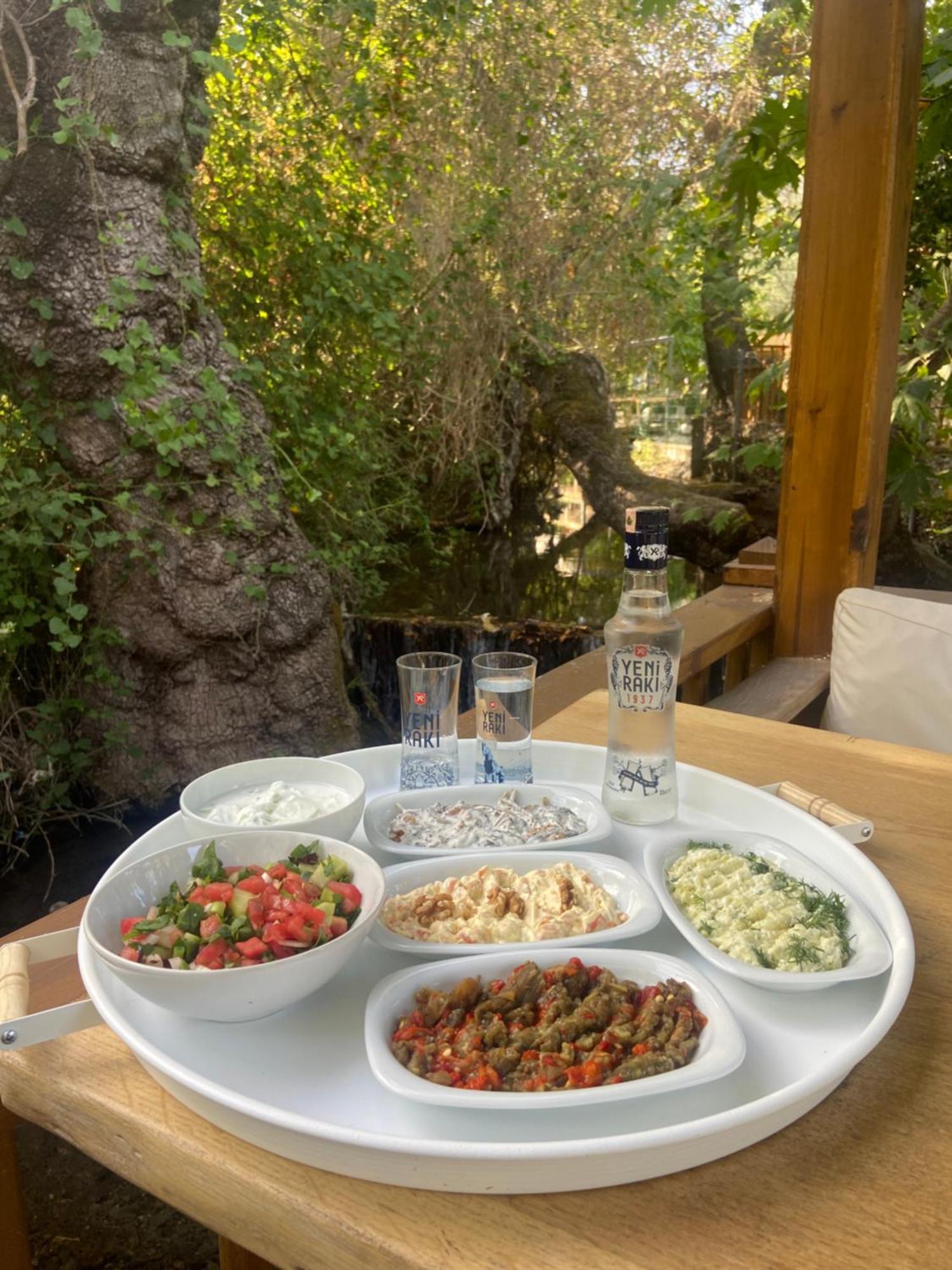 Pavelin Yeri Otel Edremit  Bagian luar foto